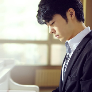 手机中文字幕AV在线
